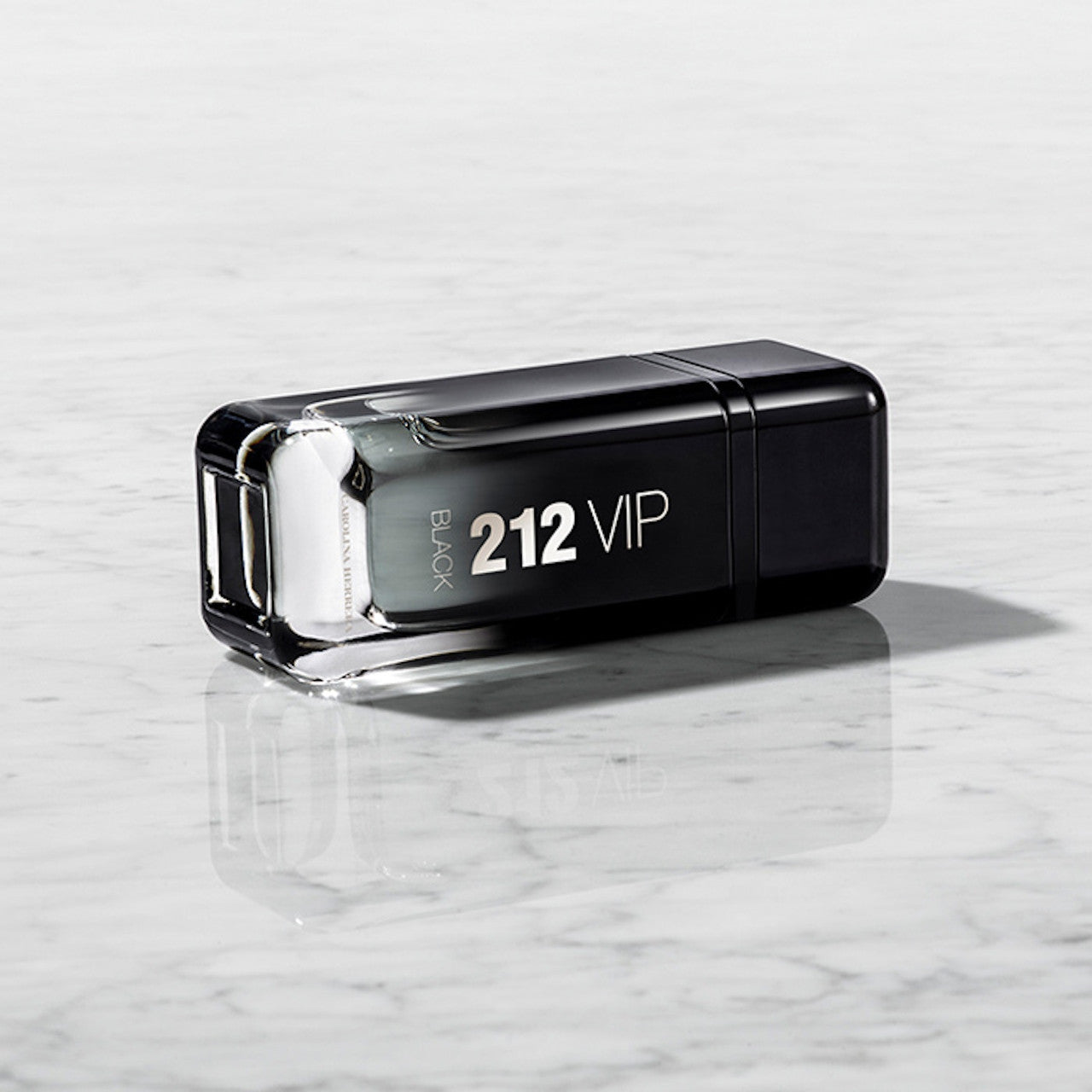 Carolina Herrera 212 Vip Black Man